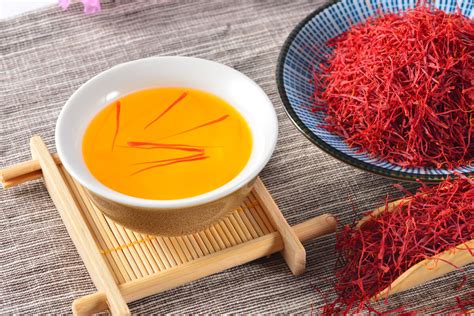 藏红花的功效与作用及禁忌，预防心血管疾病／抗抑郁、缓解焦虑