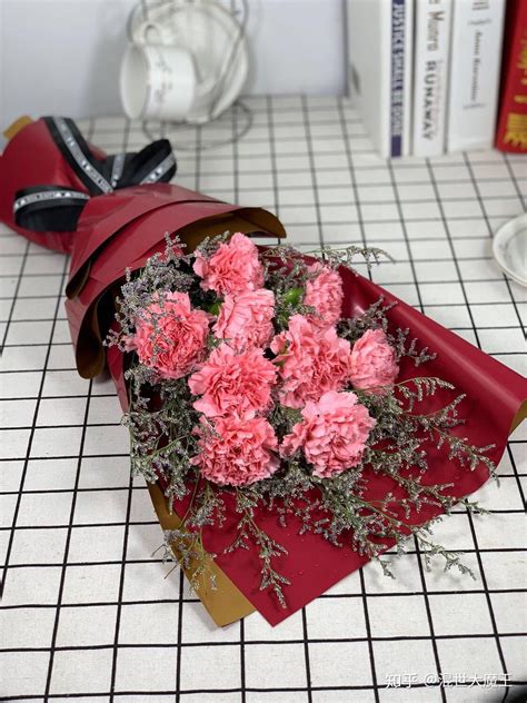母亲过生日送什么花（选择适合母亲的花束、让花束更有意义）