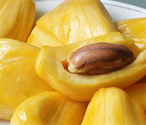 一天吃了20片菠萝蜜（早餐