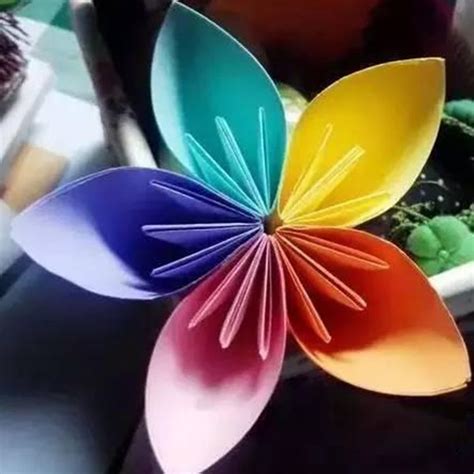 幼儿园最简单手工花朵，